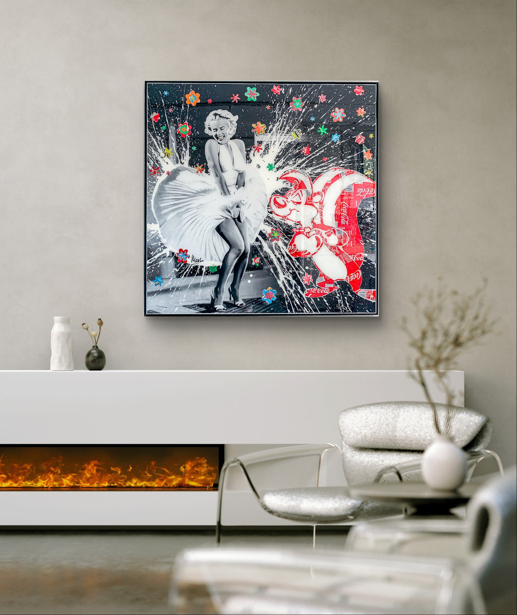 Pepe & Marilyn, tableau de MaxL accroché au mur, mise en situation 2