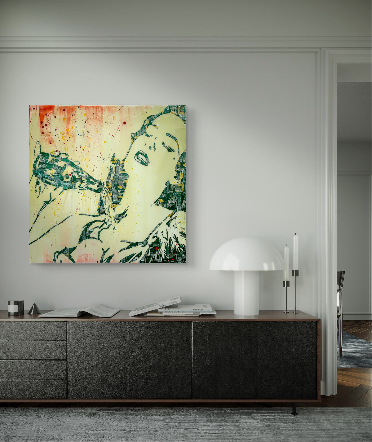 Dita Perrier, tableau de MaxL accroché au mur, mise en situation 2