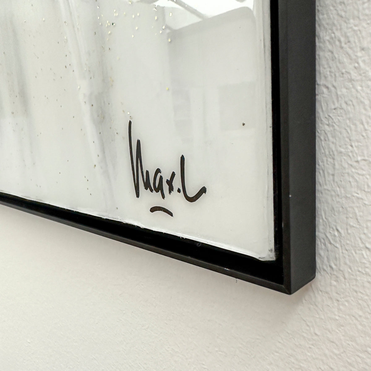 To the Moon de MaxL, détail avec la signature de l'artiste
