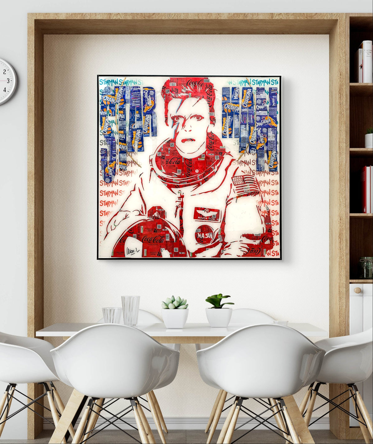 Starman, tableau de MaxL accroché au mur, mise en situation 2