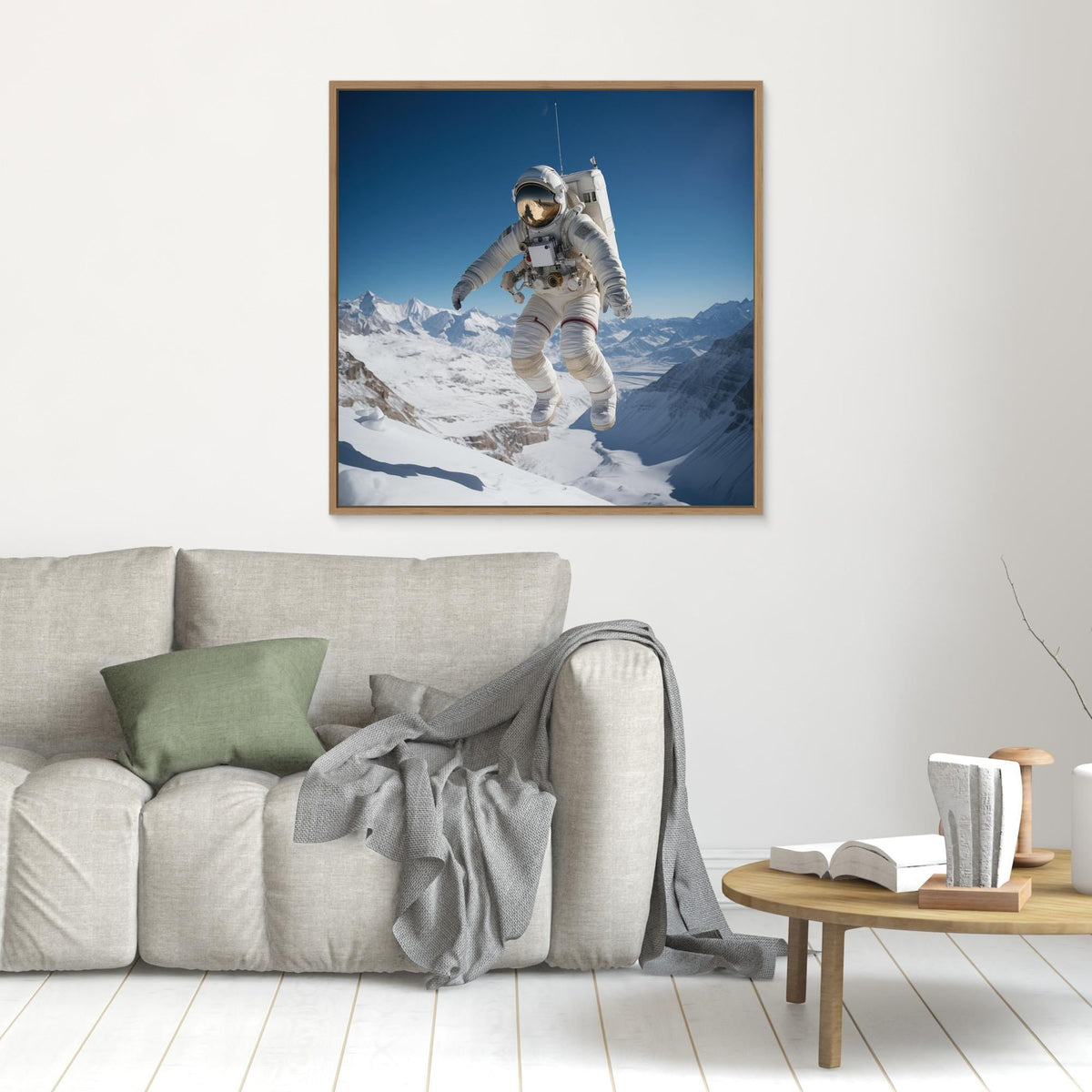 Flying astronaut in Mountains, tirage sur toile de MaxL au mur, mise en situation 1