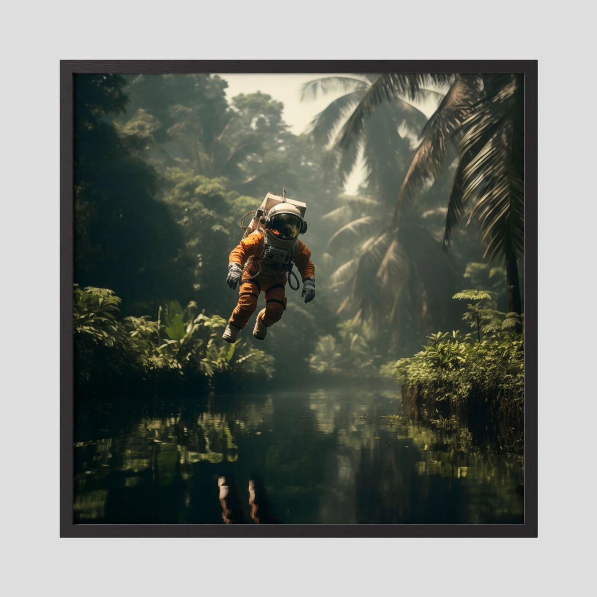 Affiche Flying astronaut in jungle de MaxL encadrée, cadre en bois noir