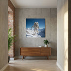 Affiche Flying astronaut in Mountains de MaxL au-dessus d'un buffet en bois