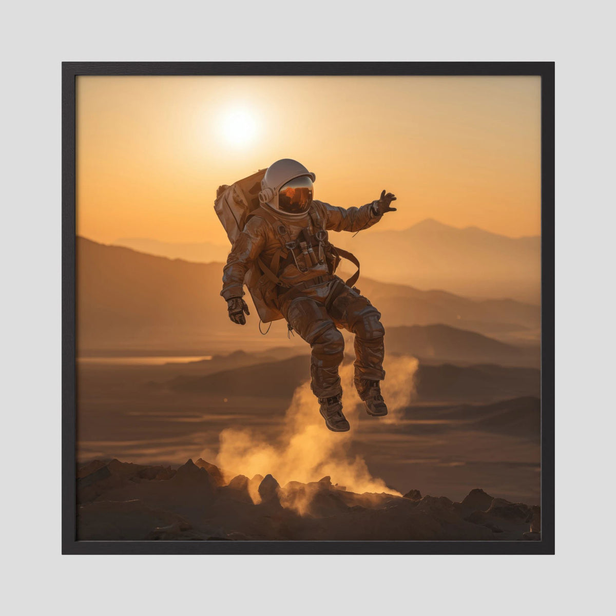 Affiche Flying astronaut in desert de MaxL encadrée, cadre en bois noir